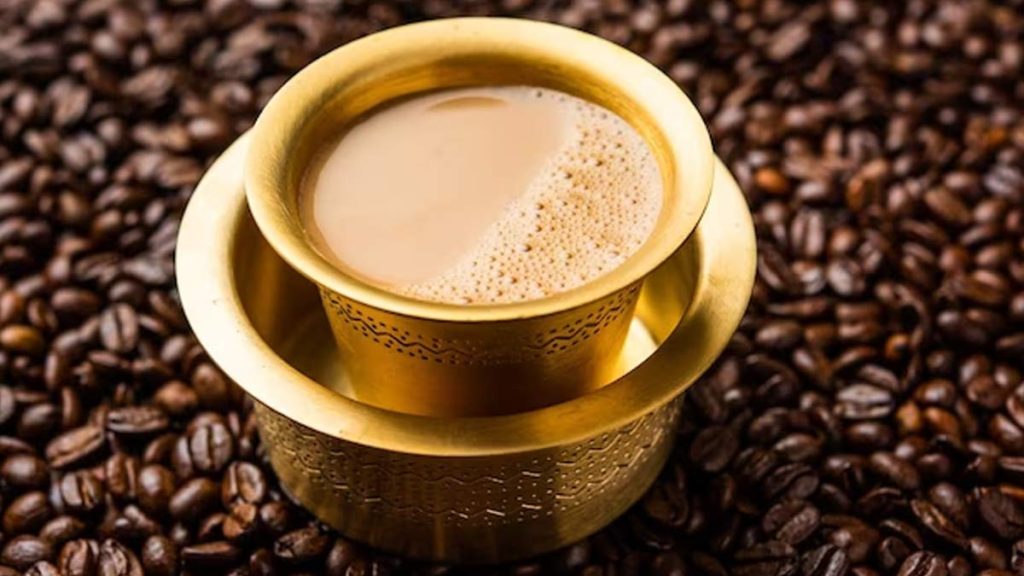  Filter Coffee Recipe: इन आसान तरीकों से घर पर बनायें साउथ इंडियन फ़िल्टर कॉफ़ी, देखें स्टेप्स 