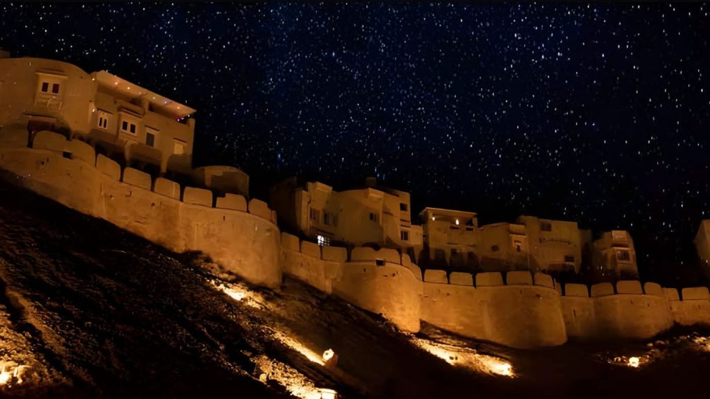  Lunar Eclipse Viewing Tips: भारत में इन पांच स्थानों से देखें    चंद्र ग्रहण, नहीं भूलेगा अनुभव 