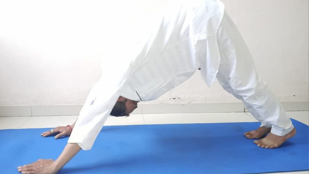 योगाचार्य कंदर्प शर्मा