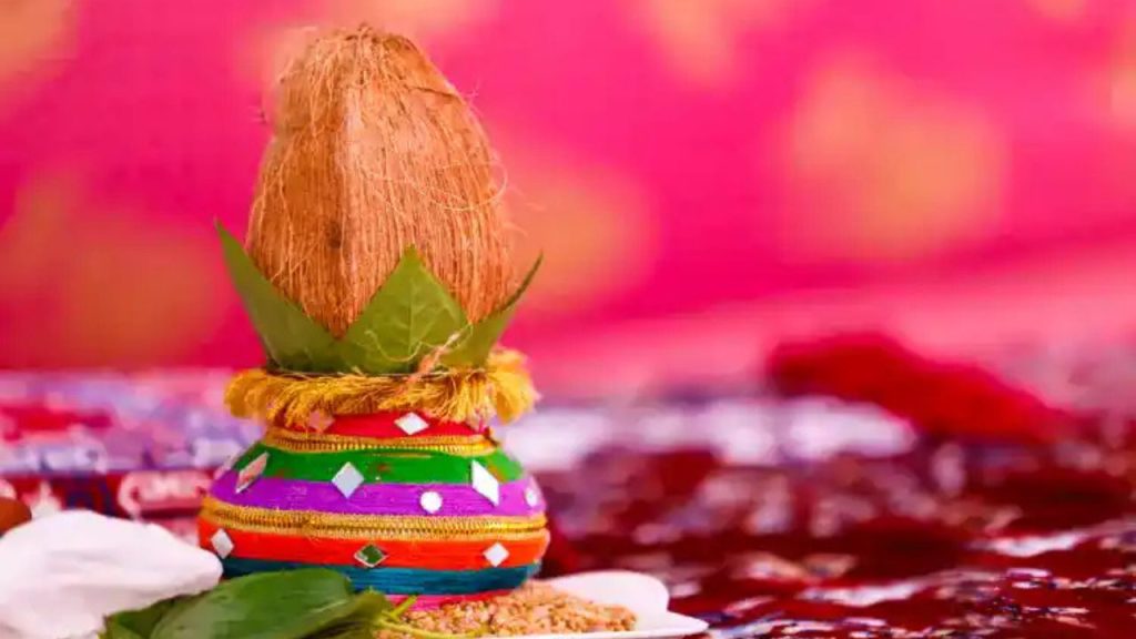 Shardiya Navratri 2025: इस दिन से शुरू हो रही है शारदीय नवरात्रि, जानें घटस्थापना मुहूर्त   