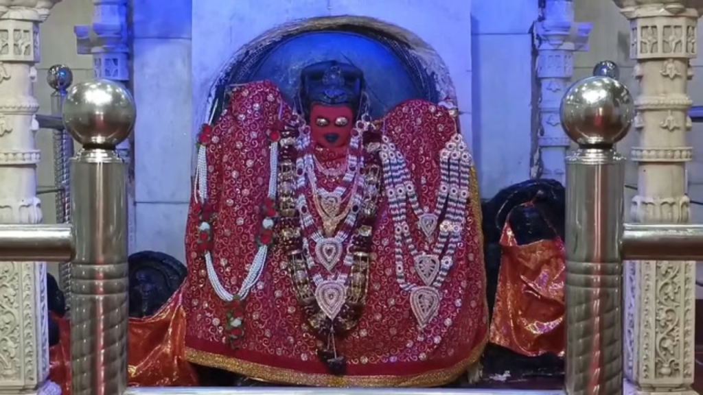 Shardiya Navratri: बिहार के इस मंदिर में नवरात्रि में महिलाओं का प्रवेश है वर्जित, जानिए कारण    