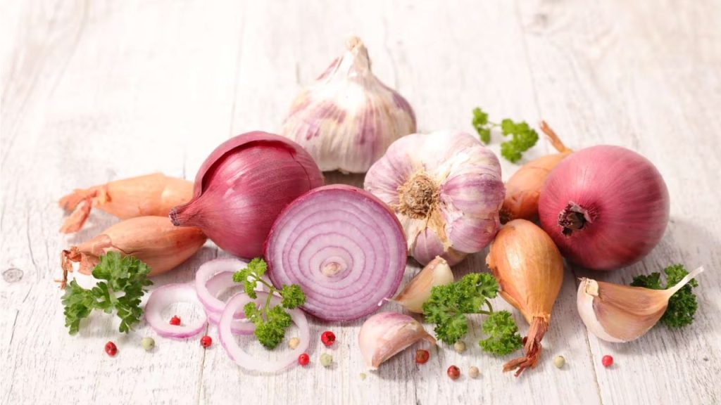 Pitru Paksh Rituals: पितृपक्ष में इन 5 सब्जियों को भूलकर भी नहीं करना चाहिए सेवन