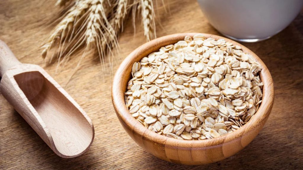   Oats Side Effects: रात में ओट्स भिगो कर खाने की ना करें गलती वरना भुगतने होंगे गंभीर परिणाम 