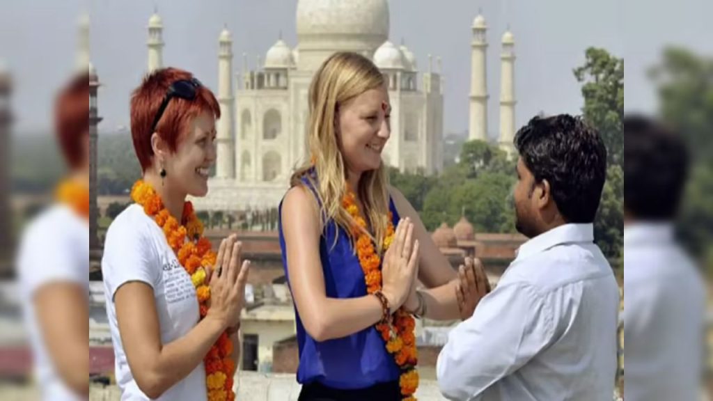 Tourist Footfall: इस प्रदेश में सबसे ज्यादा आये टूरिस्ट, आप भी जानें 