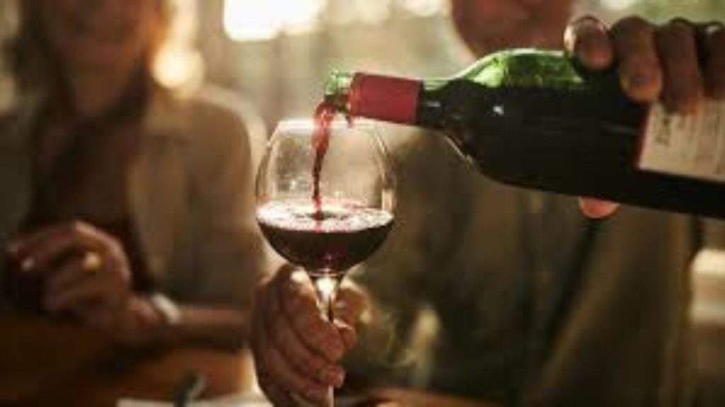   Red Wine Benefits: रेड वाइन ब्लड सर्कुलेशन को करता है दुरुस्त , जानिए कैसे ?