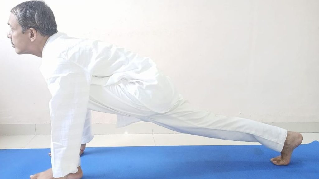 योगाचार्य कंदर्प शर्मा