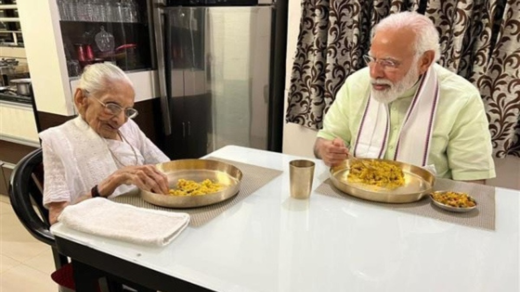 PM Modi Birthday: 75 के हुए पीएम मोदी, अनुशासित जीवन शैली है फिट और स्वस्थ रहने का राज़  