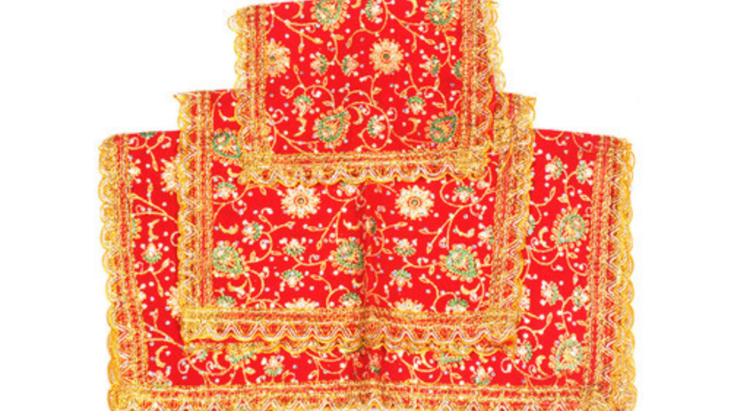 Ghatasthapana 2025: इस नवरात्रि घटस्थापना में इन पांच वस्तुओं को जरूर करें शामिल   