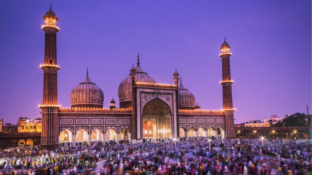 Eid-e-Milad-un-Nabi 2025: कल है ईद-ए-मिलाद-उन-नबी, जानें क्यों मनाते हैं यह त्योहार