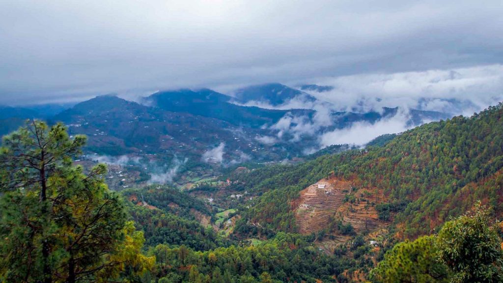 Mussoorie Tourist Places: मसूरी के ये 5 जगह किसी स्वर्ग से कम नहीं, जाड़ों में बनायें घूमने का प्लान   