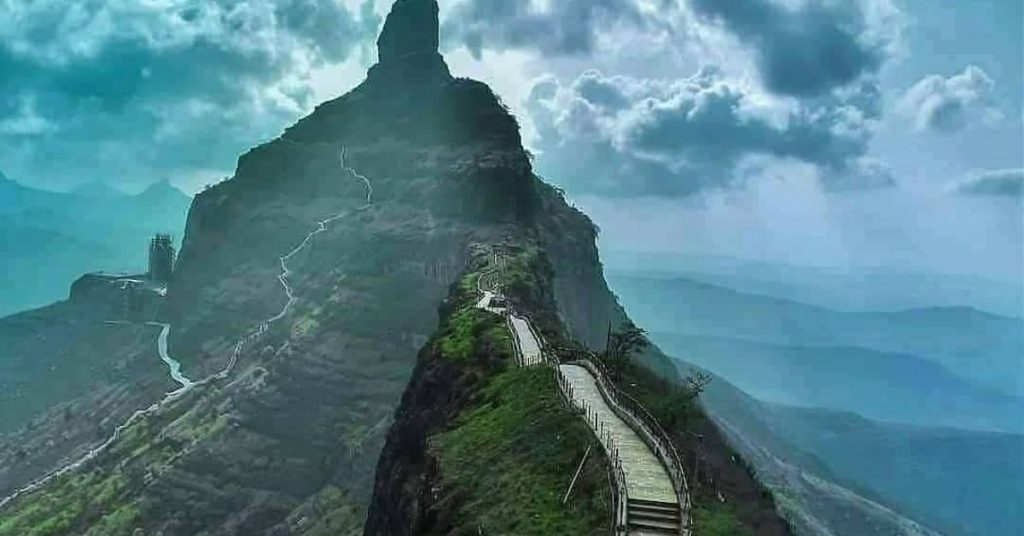 Mangi Tungi Trek: आनंद महिंद्रा ने मांगी तुंगी ट्रेक को बताया एक आत्मिक अनुभव, मुंबई के पास है स्थित