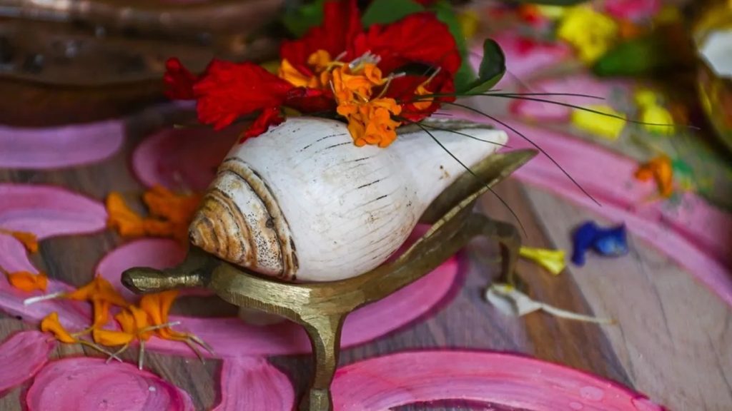 Parivartini Ekadashi 2025: कल है परिवर्तिनी एकादशी, जानें इस दिन क्या करें और क्या ना करें?  