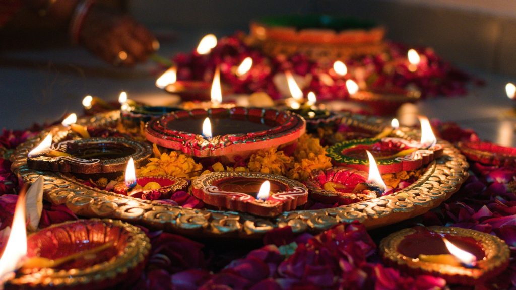 Diwali Puja Muhurat 2025: 20 अक्टूबर को दिवाली, जानें इस दिन लक्ष्मी पूजा का मुहूर्त