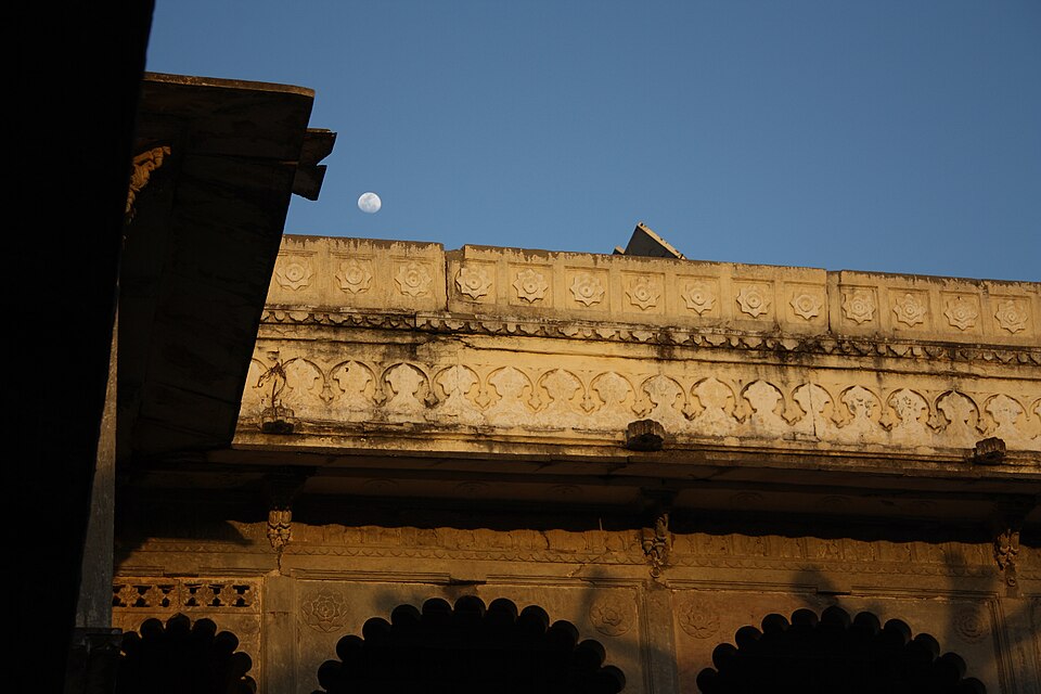 Karwa Chauth Special: इस करवा चौथ जाएं इन पांच खूबसूरत चंद्रोदय स्थलों पर, अनूठा होगा अनुभव    