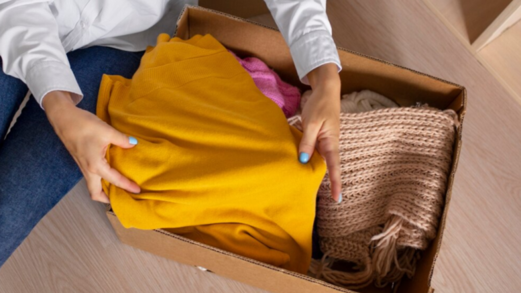 Sharad Purnima Daan: शरद पूर्णिमा पर इन पांच चीज़ों का दान लाएगा धन, स्वास्थ्य और दैवीय आशीर्वाद