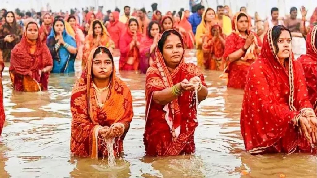 Chatth Puja 2025: छठ पूजा के दौरान भूलकर भी ना करें ये 5 गलतियां वरना पड़ेगा पाप