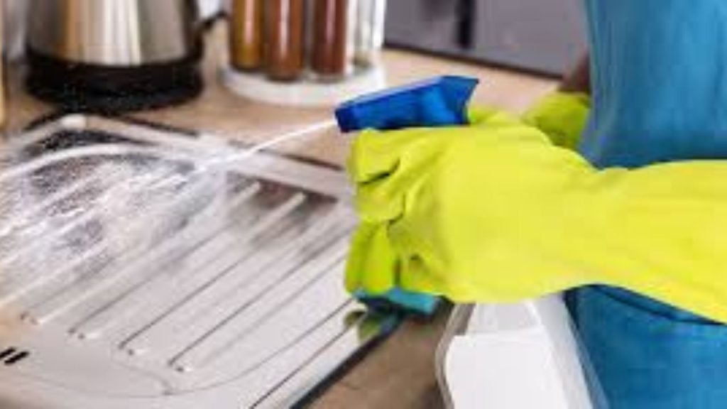   Health Alert: बदलते मौसम में इन 5 बातों का ख्याल नहीं होने देगा आपको बीमार   