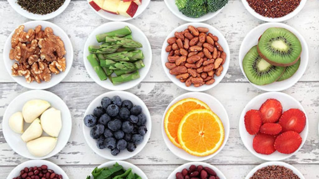   Skin Care Tips: बदलते मौसम में अपने स्किन का यूँ रखें ख्याल, नहीं पड़ेंगे बेजान   