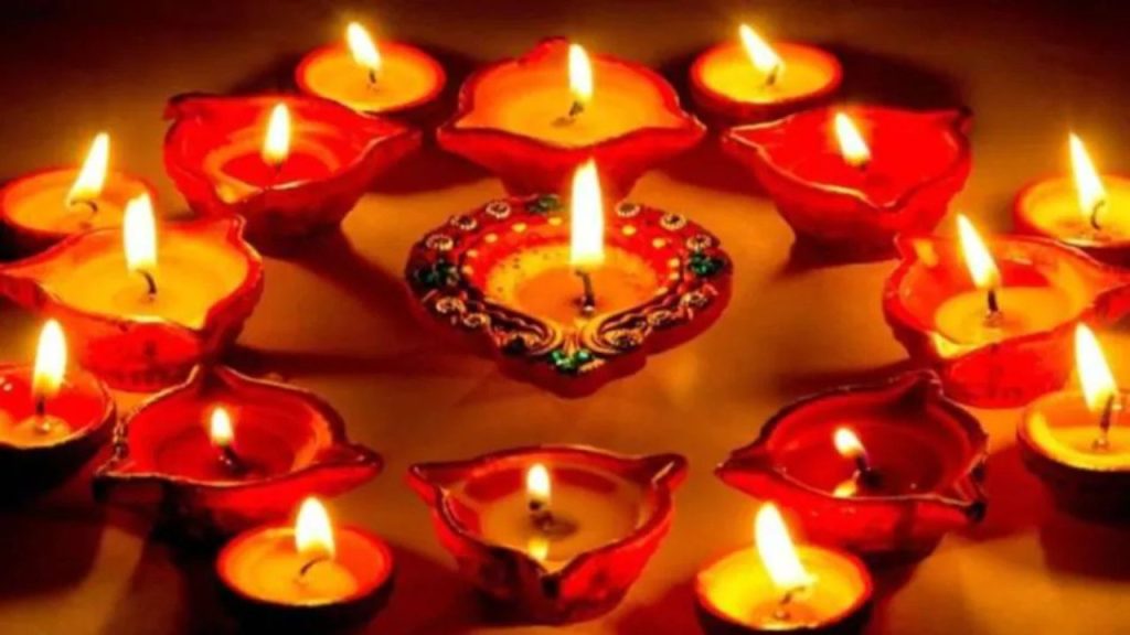   Diwali 2025: दीपावली के 5 दिनी उत्सव में कब है कौन सा त्योहार? जानिए तिथि और महत्व 