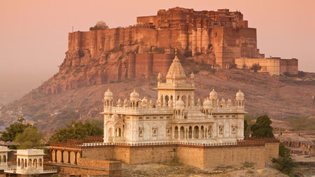 Pushkar Fair 2025: कल से शुरू होगा राजस्थान का प्रसिद्ध पुष्कर मेला, जानिए इसकी खासियत   