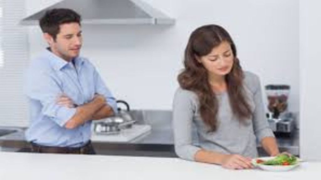  Sehat Ki Baten: बात -बात पर हो जाते हैं इमोशनल, तो शरीर में हो सकती है इस हार्मोन की गड़बड़ी 