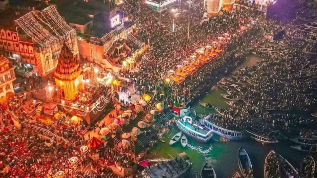 Dev Deepawali 2025: कल मनाई जाएगी देव दीपावली, जानें पूजा का शुभ मुहूर्त