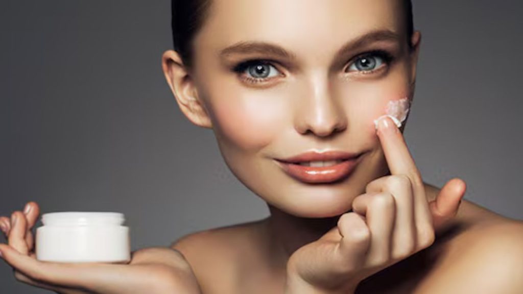   Sehat Ki Baten: ठंड के दिनों में ना हो डिहाइड्रेशन की समस्या , ऐसे रखें ख्याल 