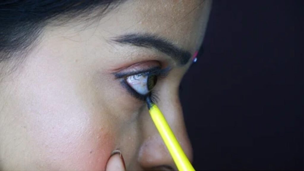 Sehat Ki Baten: रोजाना लगाते हैं काजल तो ज़रा संभल जाइये, जानिए आँखों पर कैसा पड़ता है इसका प्रभाव