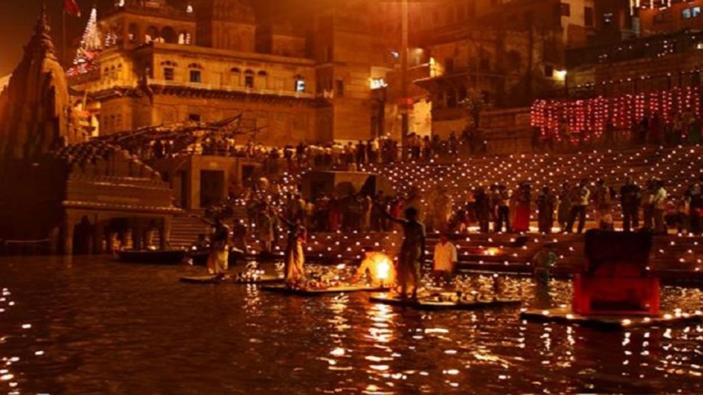   Uttar Pradesh Winter Trip: सर्दियों में उत्तर प्रदेश आएं तो इन 5 जगहों पर घूमना आपको देगा एक अविस्मरणीय याद 