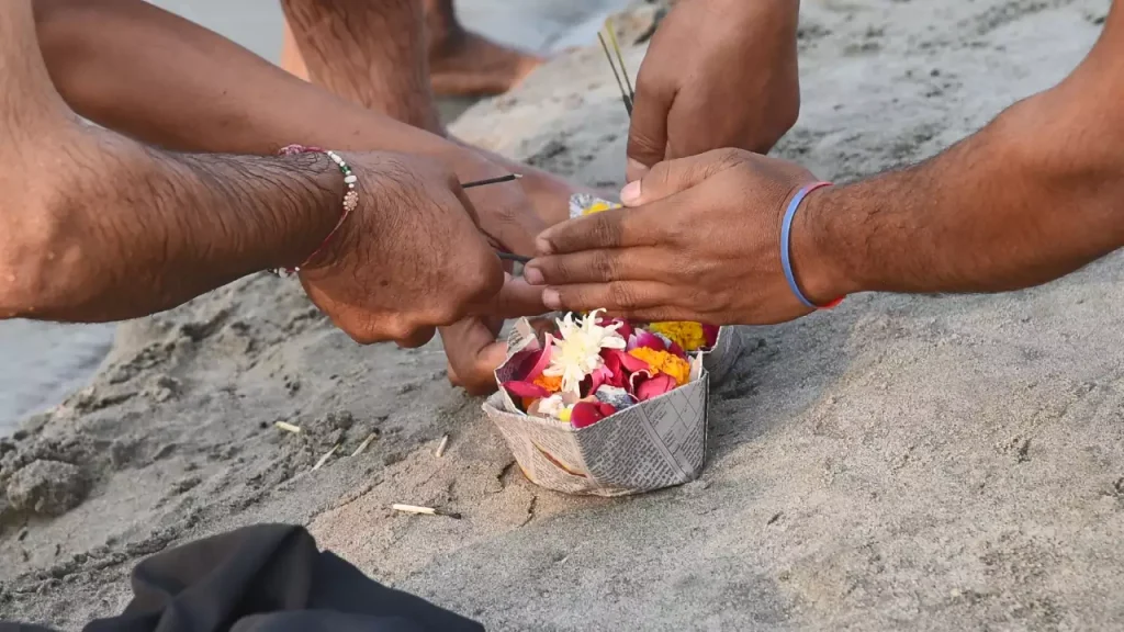 Magh Mela 2026: जानें कल्पवास का महत्व और लाखों लोग पवित्र स्नान के लिए प्रयागराज में क्यों होंगे इकट्ठा  