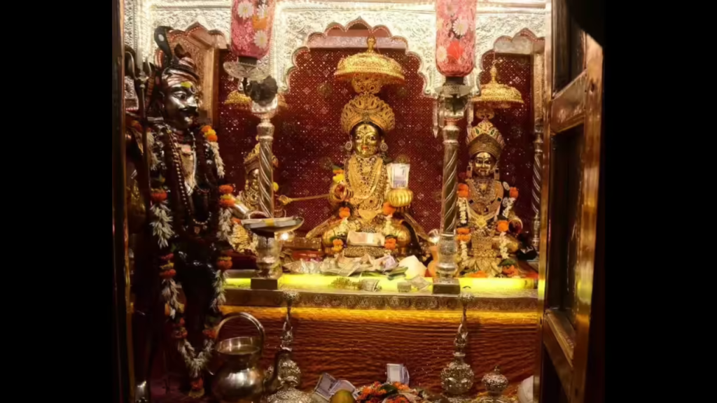 Annapurna Temple Varanasi: अन्नपूर्णा जयंती के दिन करें इस मंदिर का दर्शन, जीवन में रहेगी खुशहाली   