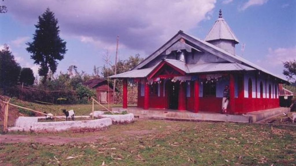 Spiritual Tourism: ये कम मशहूर ज्योतिर्लिंग और शक्तिपीठ बन गए हैं अब टूरिस्ट हॉटस्पॉट  