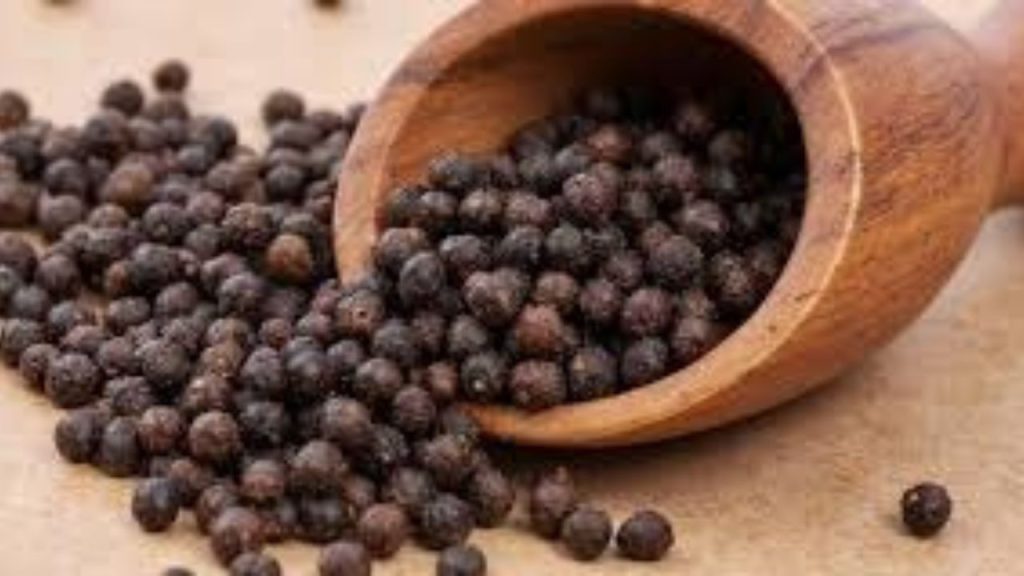     Healthy Tips: आपके किचन में ही मौजूद है कई बिमारियों का इलाज़, मसालों का सही इस्तेमाल बनाएगा सेहतमंद 