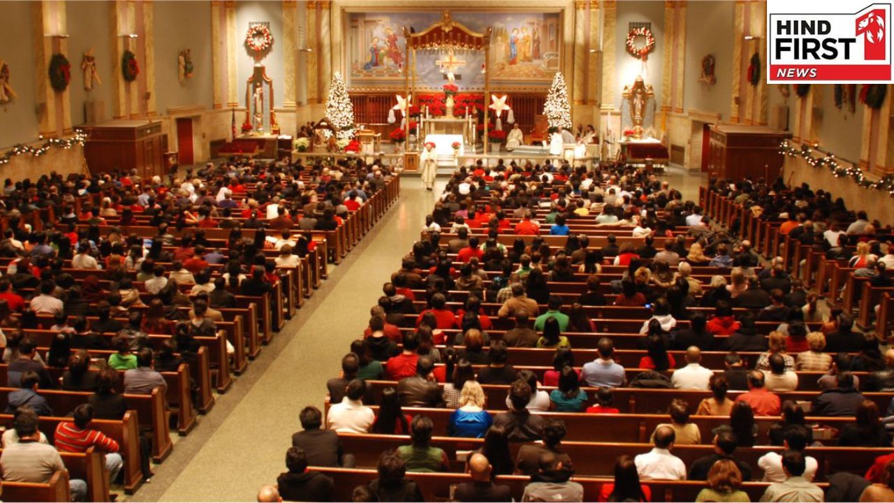 Midnight Mass on Christmas: जानें इसका धार्मिक महत्व, अनुष्ठान और होने वाली परंपराओं के बारे में