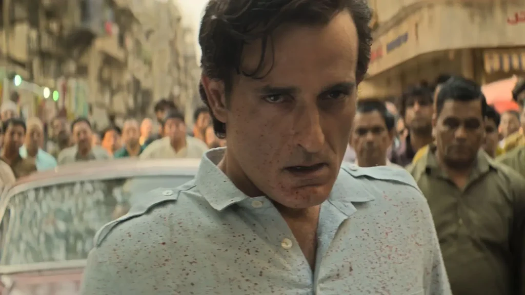 Rehman Dakait In Dhurandhar: कौन था धुरंधर में अक्षय खन्ना द्वारा निभाया गया गैंगस्टर रहमान डकैत, हो रही जमकर तारीफ  